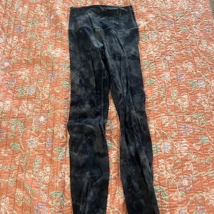 Diamond dye lululemon align leggings
